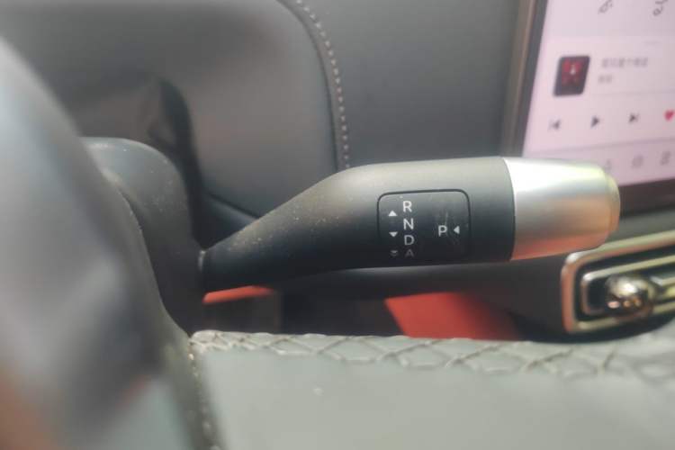 Used Li Auto L6 2025 Max Smart Refresh Edition Gear Lever
