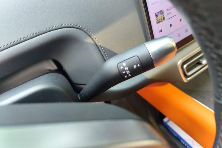 Used Li Auto L6 2025 Pro Smart Refresh Edition Gear Lever