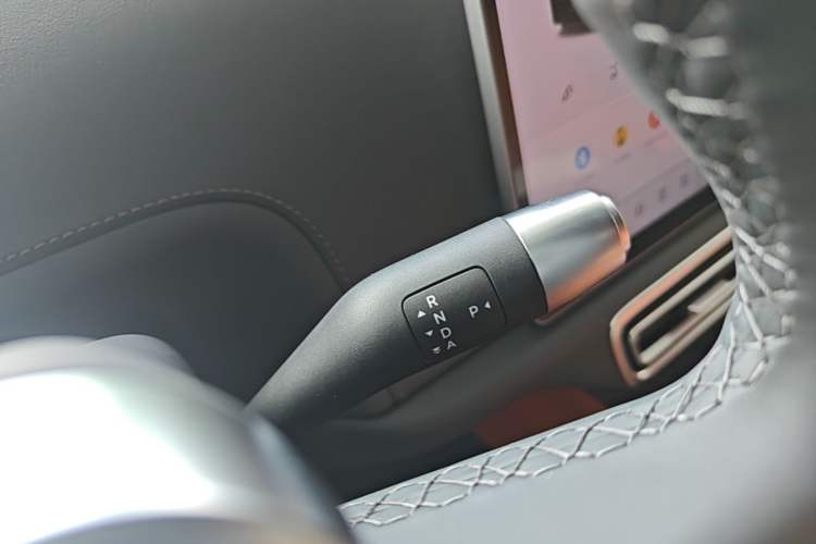 Used Li Auto L6 2025 Pro Smart Refresh Edition Gear Lever
