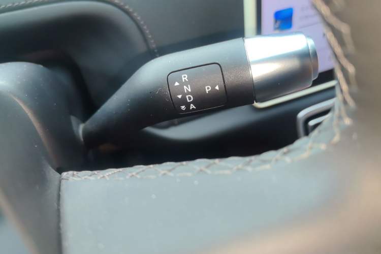 Used Li Auto L6 2025 Pro Smart Refresh Edition Gear Lever