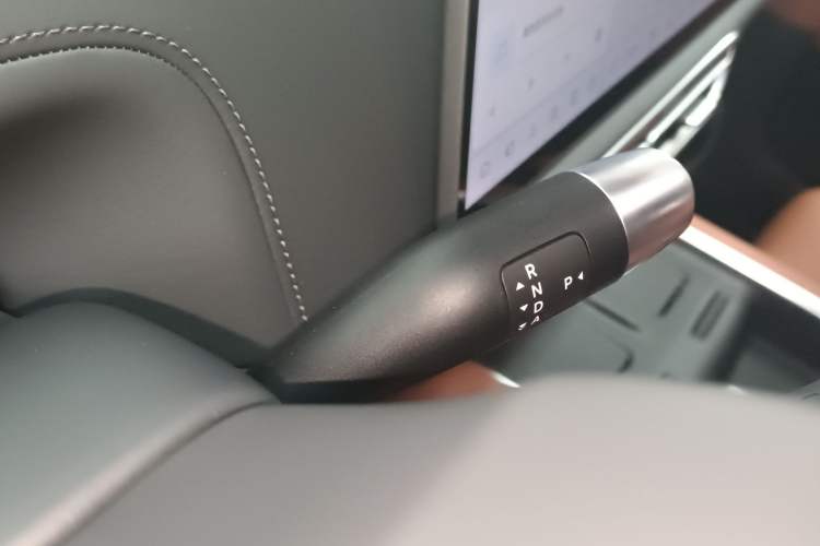Used Li Auto L6 2025 Pro Smart Refresh Edition Gear Lever