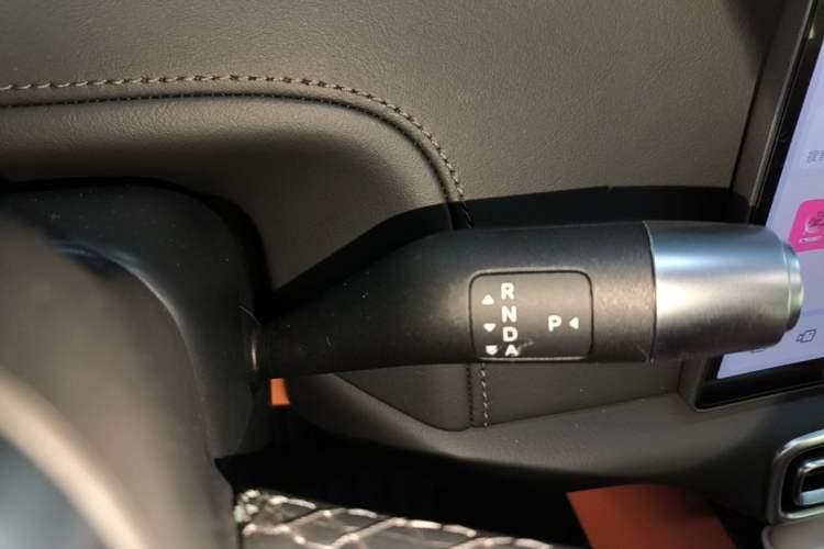 Used Li Auto L6 2025 Pro Smart Refresh Edition Gear Lever