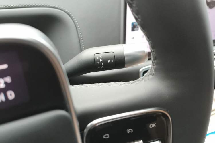 Used Li Auto L6 2025 Pro Smart Refresh Edition Gear Lever