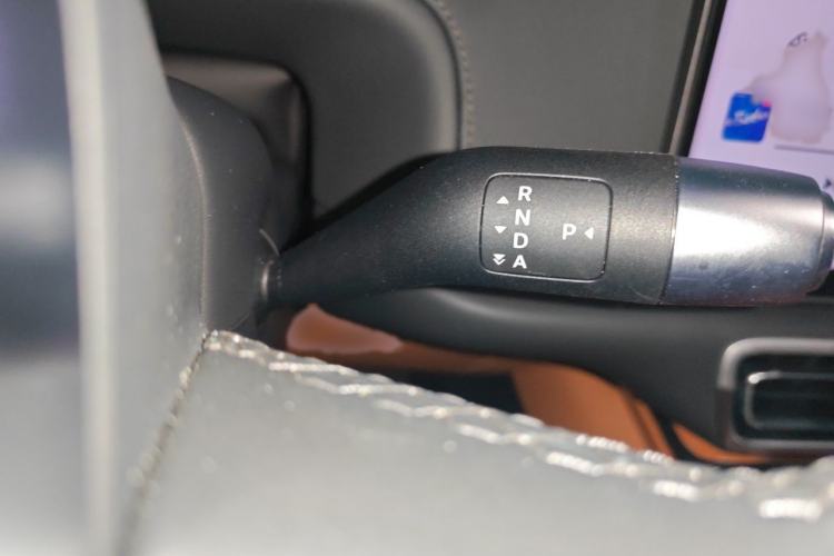 Used Li Auto L6 2025 Pro Smart Refresh Edition Gear Lever
