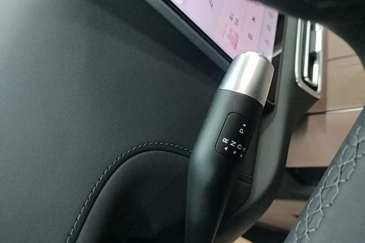 Used Li Auto L6 2025 Max Smart Refresh Edition Gear Lever