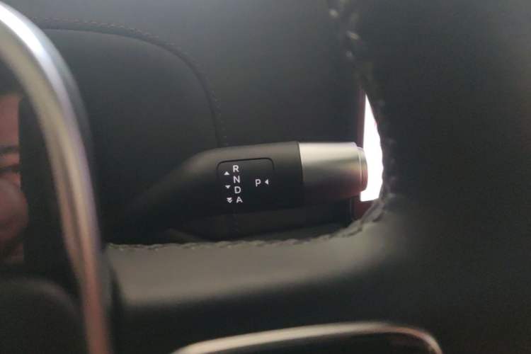 Used Li Auto L6 2025 Pro Smart Refresh Edition Gear Lever