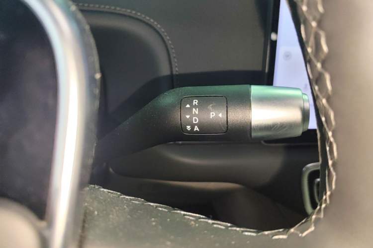 Used Li Auto L6 2025 Max Smart Refresh Edition Gear Lever