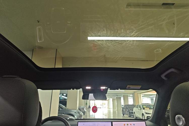 Used Li Auto L6 2025 Pro Smart Refresh Edition Headliner