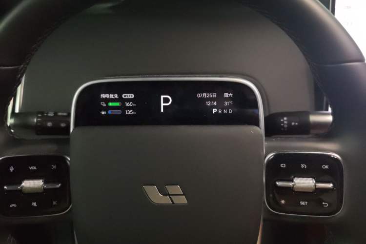 Used Li Auto L6 2025 Pro Smart Refresh Edition Instrument Cluster