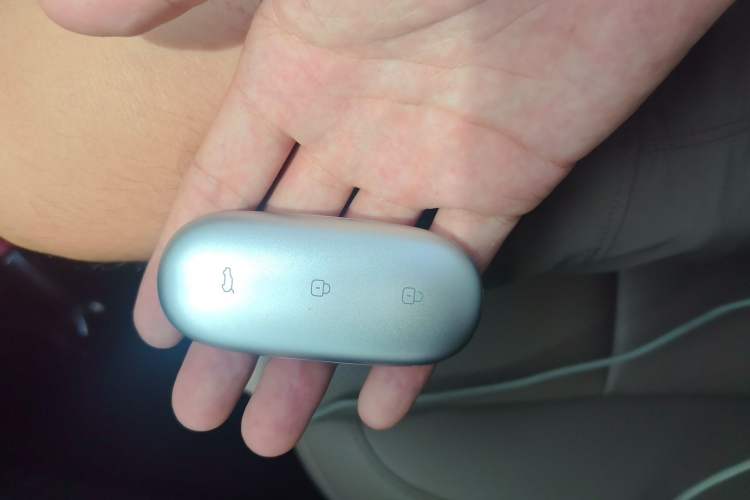 Used Li Auto L6 2025 Pro Smart Refresh Edition Interior 1