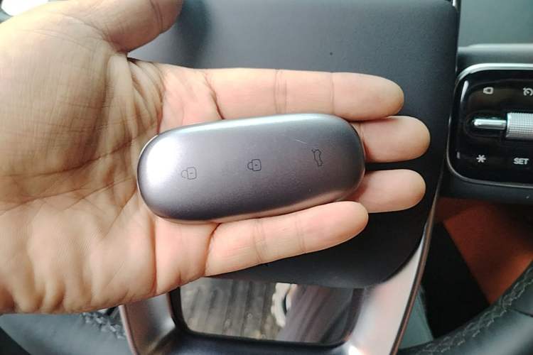 Used Li Auto L6 2025 Pro Smart Refresh Edition Interior 1