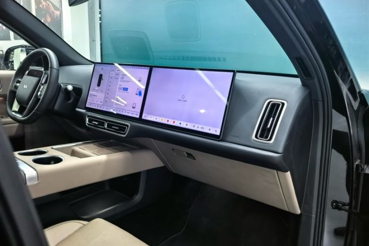 Used Li Auto L6 2025 Pro Smart Refresh Edition Interior 10