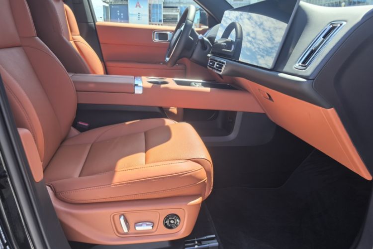 Used Li Auto L6 2025 Max Smart Refresh Edition Interior 2