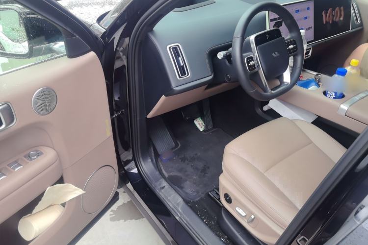 Used Li Auto L6 2025 Pro Smart Refresh Edition Interior 3