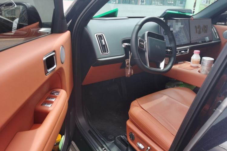Used Li Auto L6 2025 Pro Smart Refresh Edition Interior 3