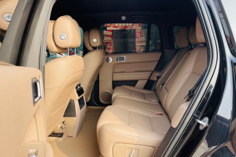 Used Li Auto L6 2025 Pro Smart Refresh Edition Interior 4