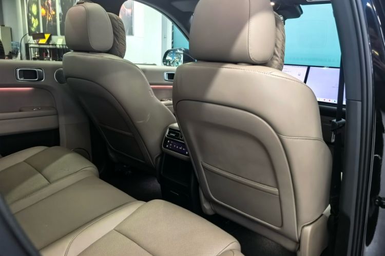 Used Li Auto L6 2025 Pro Smart Refresh Edition Interior 5