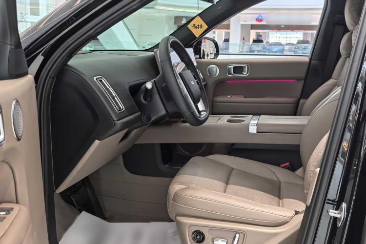 Used Li Auto L6 2025 Pro Smart Refresh Edition Interior 7