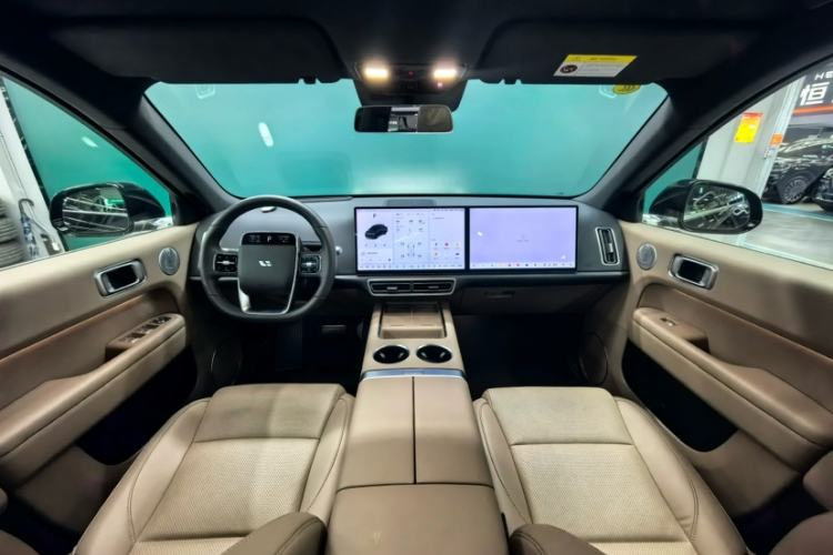 Used Li Auto L6 2025 Pro Smart Refresh Edition Interior 7