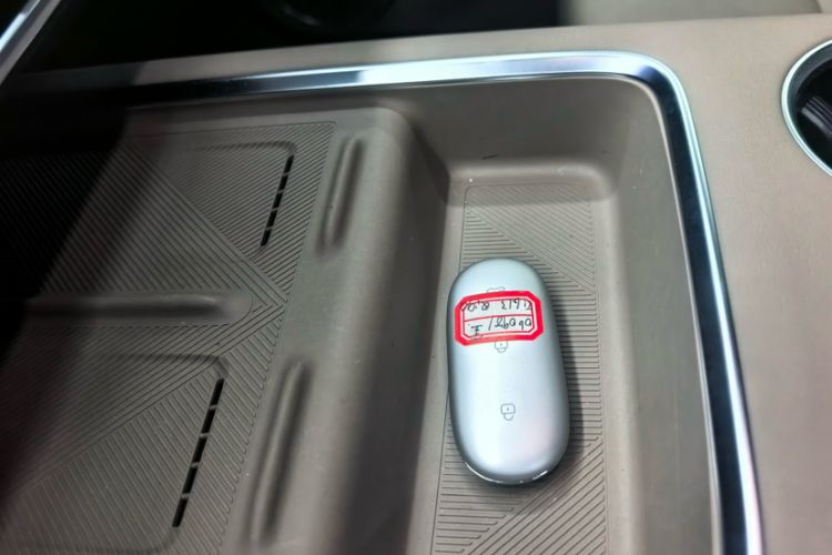 Used Li Auto L6 2025 Pro Smart Refresh Edition Interior 8