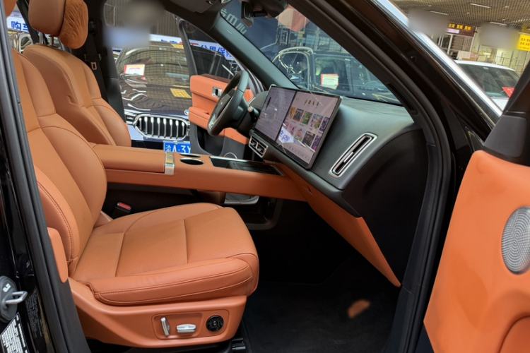 Used Li Auto L6 2025 Pro Smart Refresh Edition Interior 9