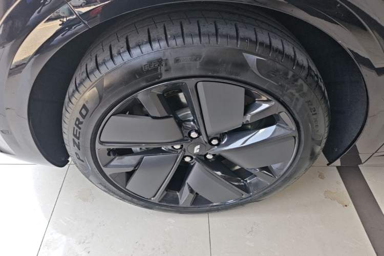 Used Li Auto L6 2025 Max Smart Refresh Edition Left Front Wheel Hub