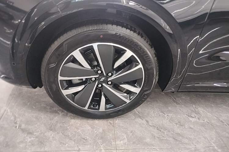 Used Li Auto L6 2025 Max Smart Refresh Edition Left Front Wheel Hub