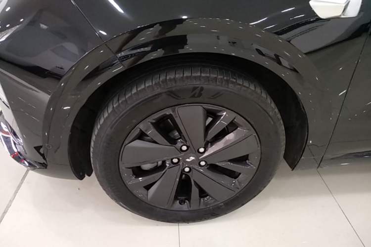 Used Li Auto L6 2025 Pro Smart Refresh Edition Left Front Wheel Hub
