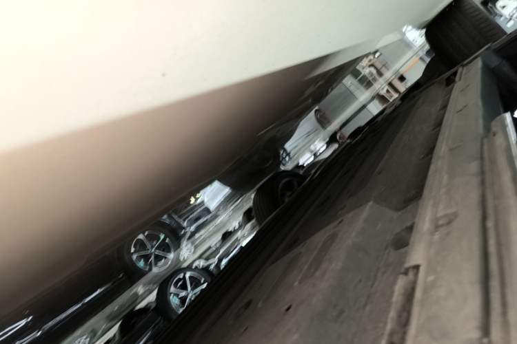 Used Li Auto L6 2025 Pro Smart Refresh Edition Left Side Sill