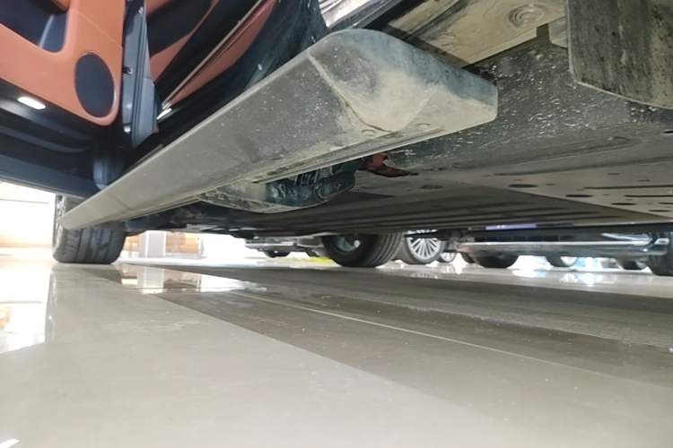 Used Li Auto L6 2025 Pro Smart Refresh Edition Left Side Sill