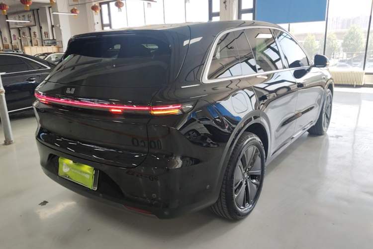 Used Li Auto L6 2025 Pro Smart Refresh Edition Rear Right 45 Deg