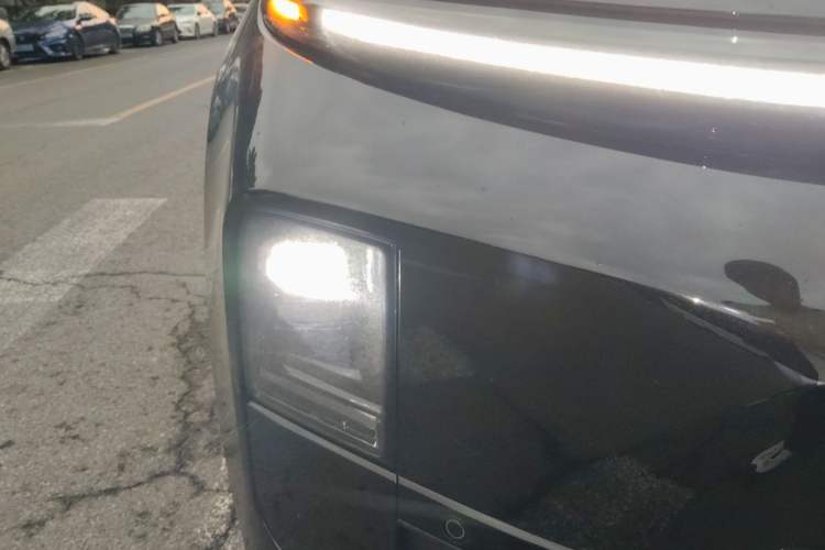 Used Li Auto L6 2025 Pro Smart Refresh Edition Right Front Headlight