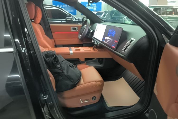 Used Li Auto L6 2025 Pro Smart Refresh Edition Right Front Seat