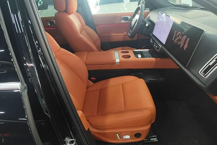 Used Li Auto L6 2025 Pro Smart Refresh Edition Right Front Seat