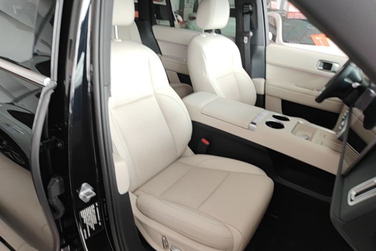 Used Li Auto L6 2025 Pro Smart Refresh Edition Right Front Seat