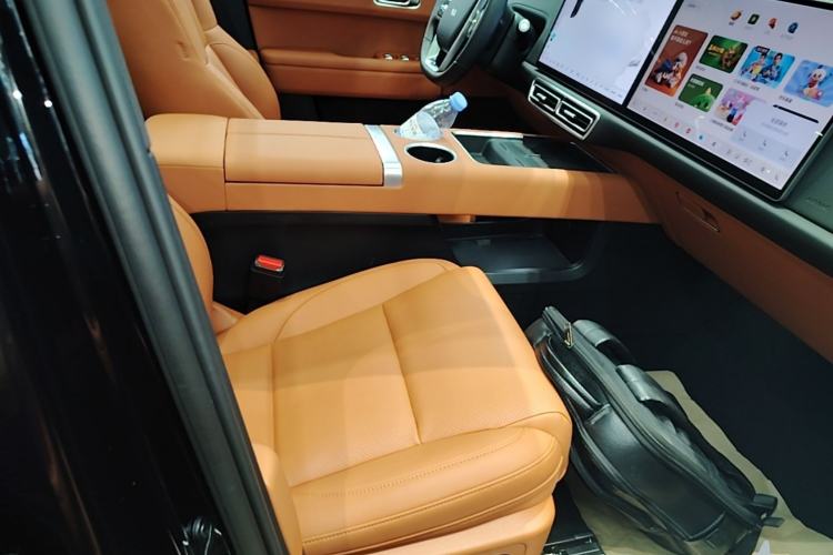 Used Li Auto L6 2025 Pro Smart Refresh Edition Right Front Seat