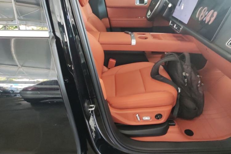 Used Li Auto L6 2025 Pro Smart Refresh Edition Right Front Seat