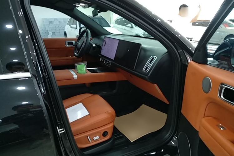 Used Li Auto L6 2025 Pro Smart Refresh Edition Right Front Seat