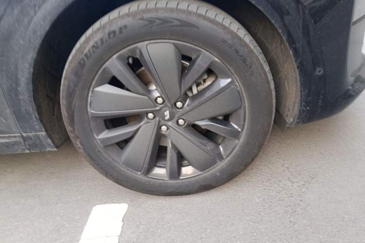 Used Li Auto L6 2025 Pro Smart Refresh Edition Right Front Wheel Hub