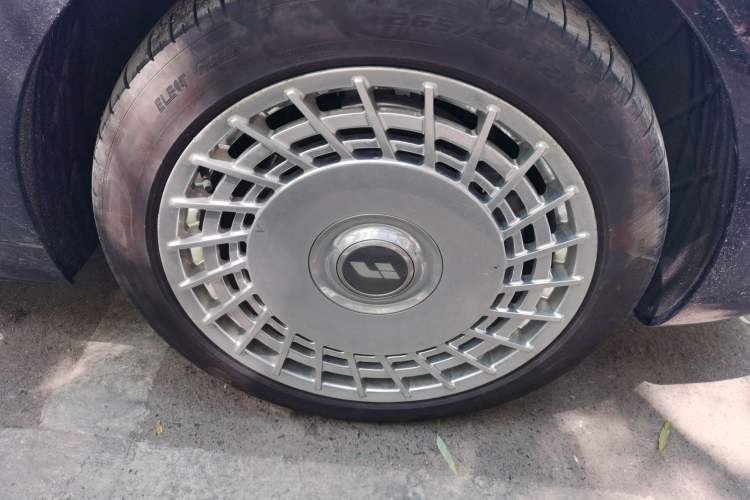 Used Li Auto L6 2025 Max Smart Refresh Edition Right Front Wheel Hub