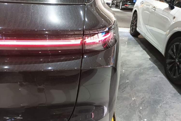 Used Li Auto L6 2025 Pro Smart Refresh Edition Right Rear Taillight