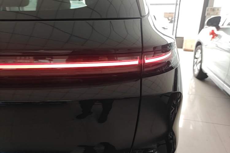 Used Li Auto L6 2025 Pro Smart Refresh Edition Right Rear Taillight