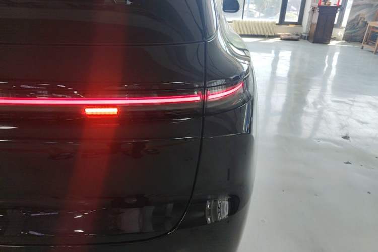Used Li Auto L6 2025 Pro Smart Refresh Edition Right Rear Taillight