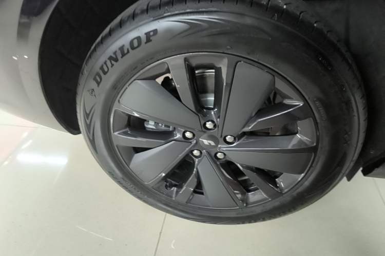 Used Li Auto L6 2025 Pro Smart Refresh Edition Right Rear Wheel Hub