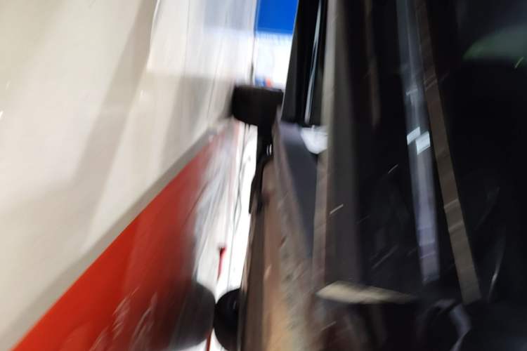 Used Li Auto L6 2025 Pro Smart Refresh Edition Right Side Sill