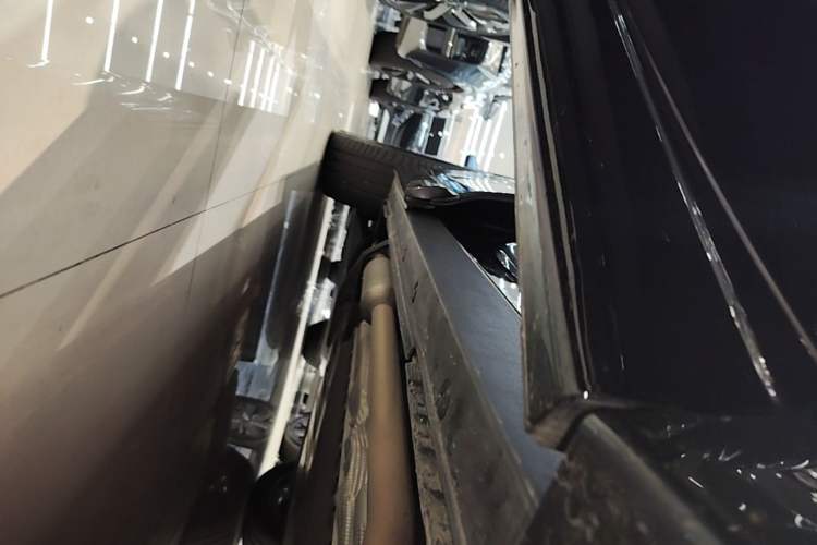 Used Li Auto L6 2025 Pro Smart Refresh Edition Right Side Sill
