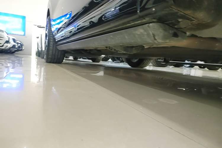 Used Li Auto L6 2025 Pro Smart Refresh Edition Right Side Sill