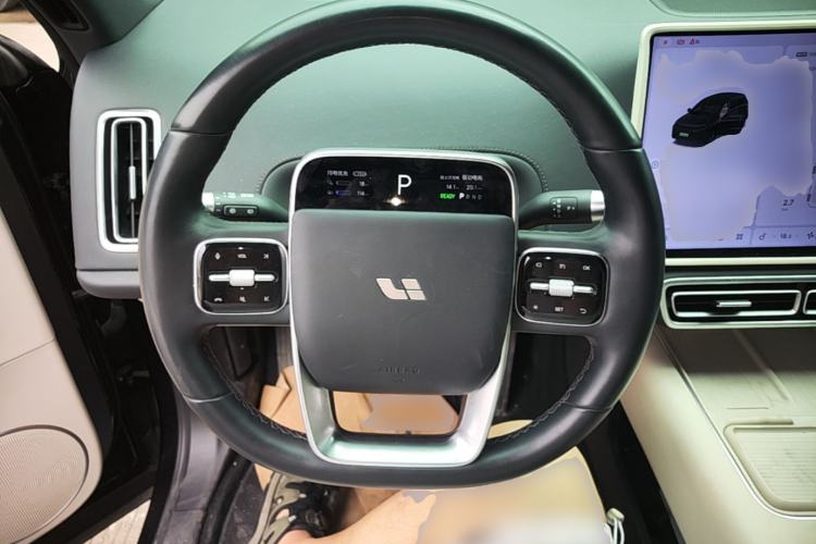 Used Li Auto L6 2025 Pro Smart Refresh Edition Steering Wheel