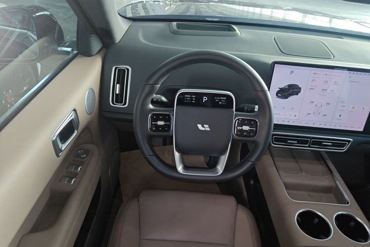 Used Li Auto L6 2025 Pro Smart Refresh Edition Steering Wheel
