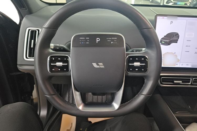 Used Li Auto L6 2025 Pro Smart Refresh Edition Steering Wheel